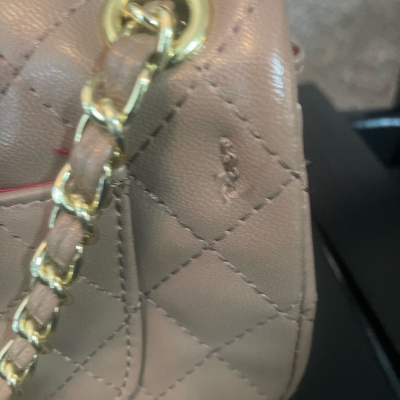 Tan Quilted Shoulder Bag with Gold CC Closure - Picture 10 of 14